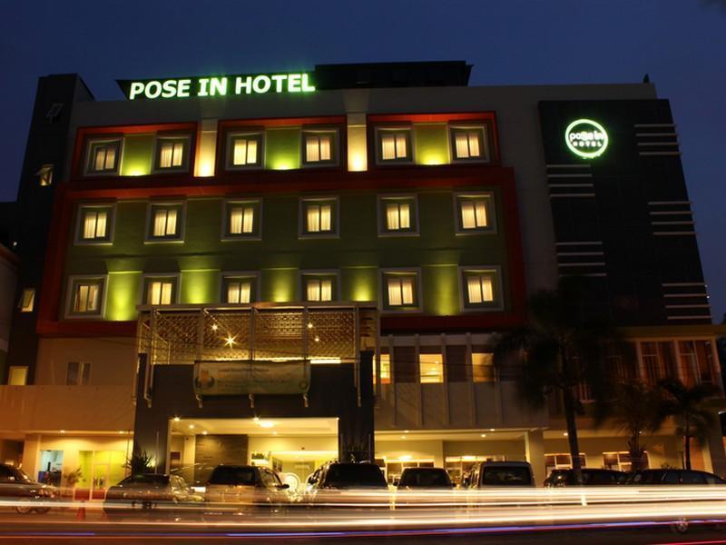 Pose In Hotel Solo Eksteriør billede